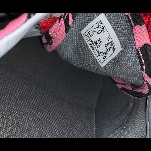 ashley williams old skool low top zebra vans - Picture 4 of 4